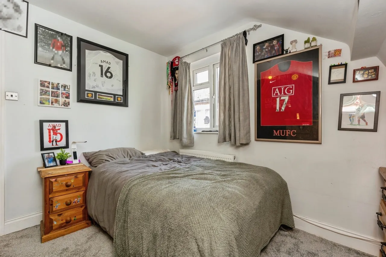 Kirkby Avenue, Sale, M33, photo 22