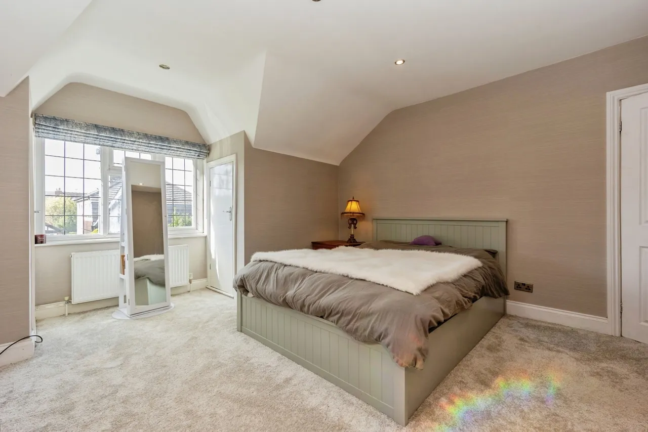 Kirkby Avenue, Sale, M33, photo 18