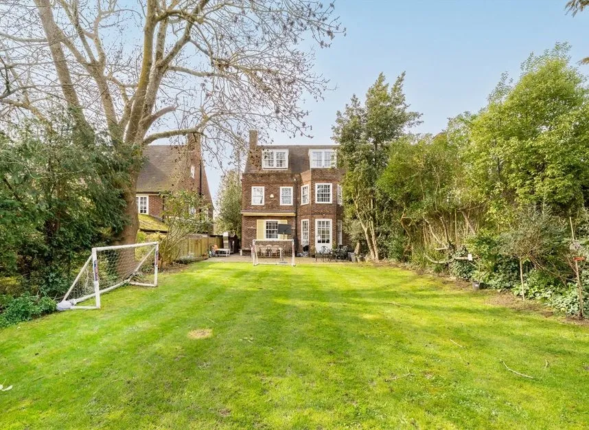 Gurney Drive, Hampstead Garden Suburb, N2, photo 6