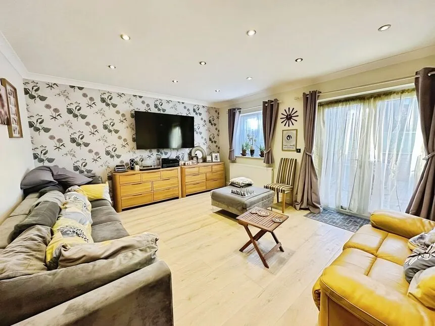 Millfield Avenue, Walsall, West Midlands, WS3, photo 2