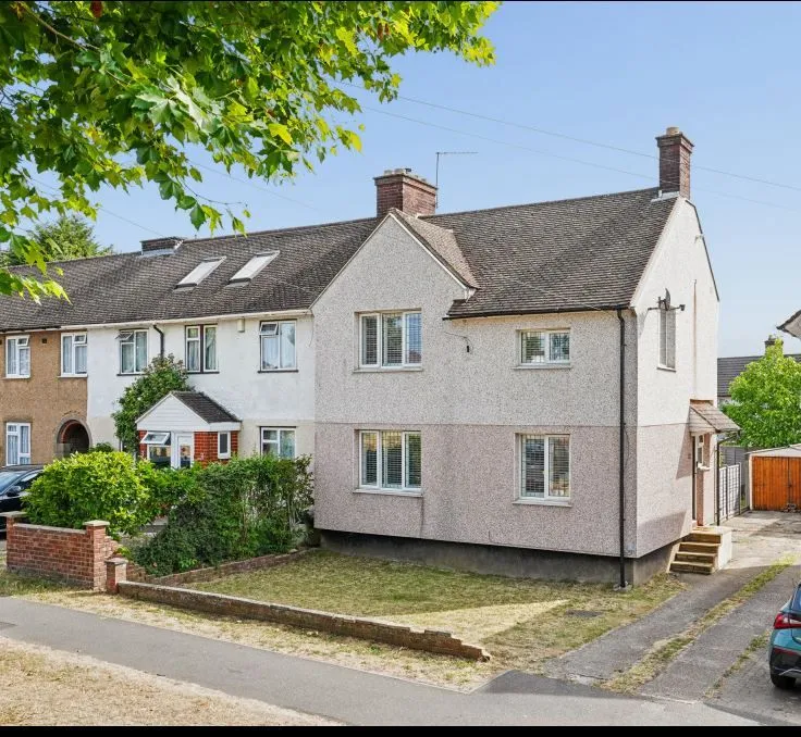 3 bed house for sale, Leggatts Way, Watford, WD24