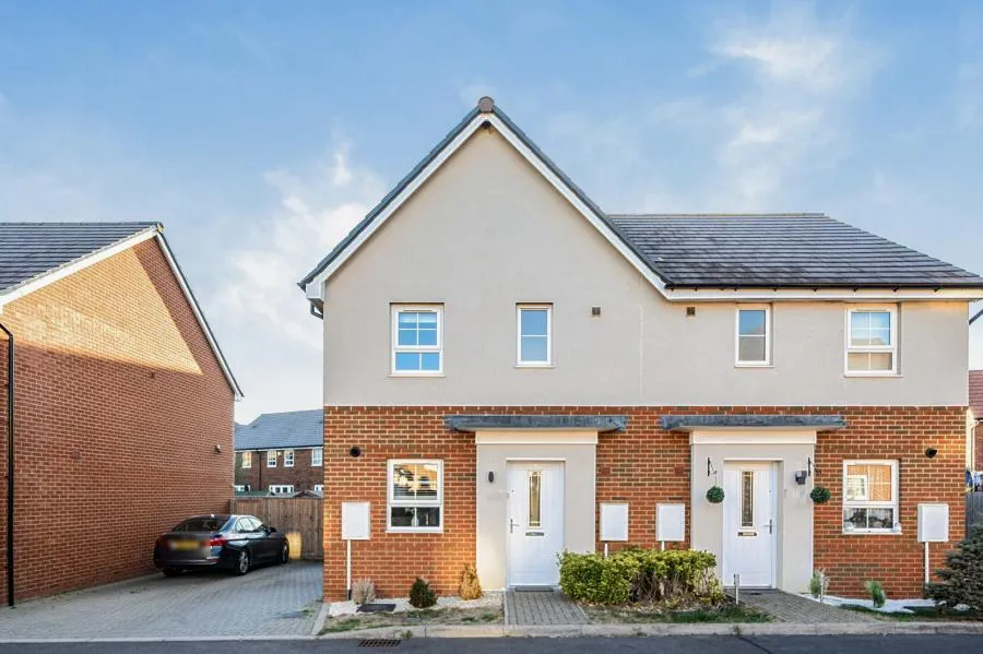 Nutmeg Close, Broughton, HP22, photo 20