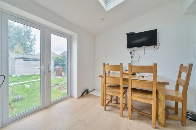 Merton Way, Yarnton, OX5, photo 4