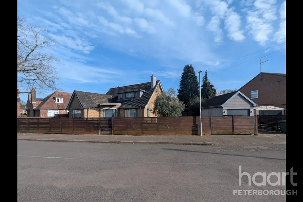 Station Drive, PE13, photo 4