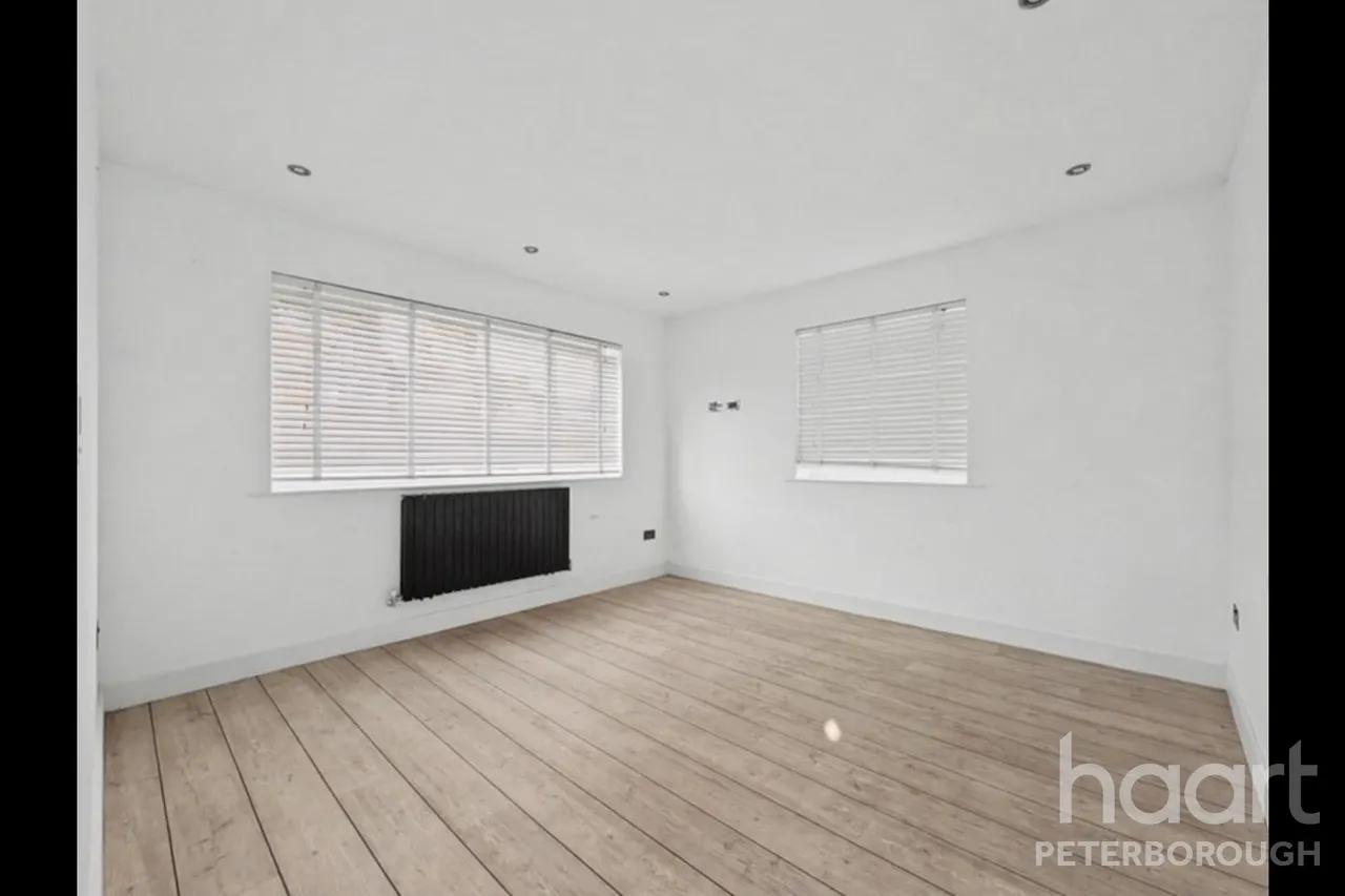 Station Drive, PE13, photo 7