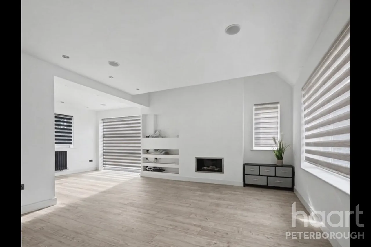 Station Drive, PE13, photo 5