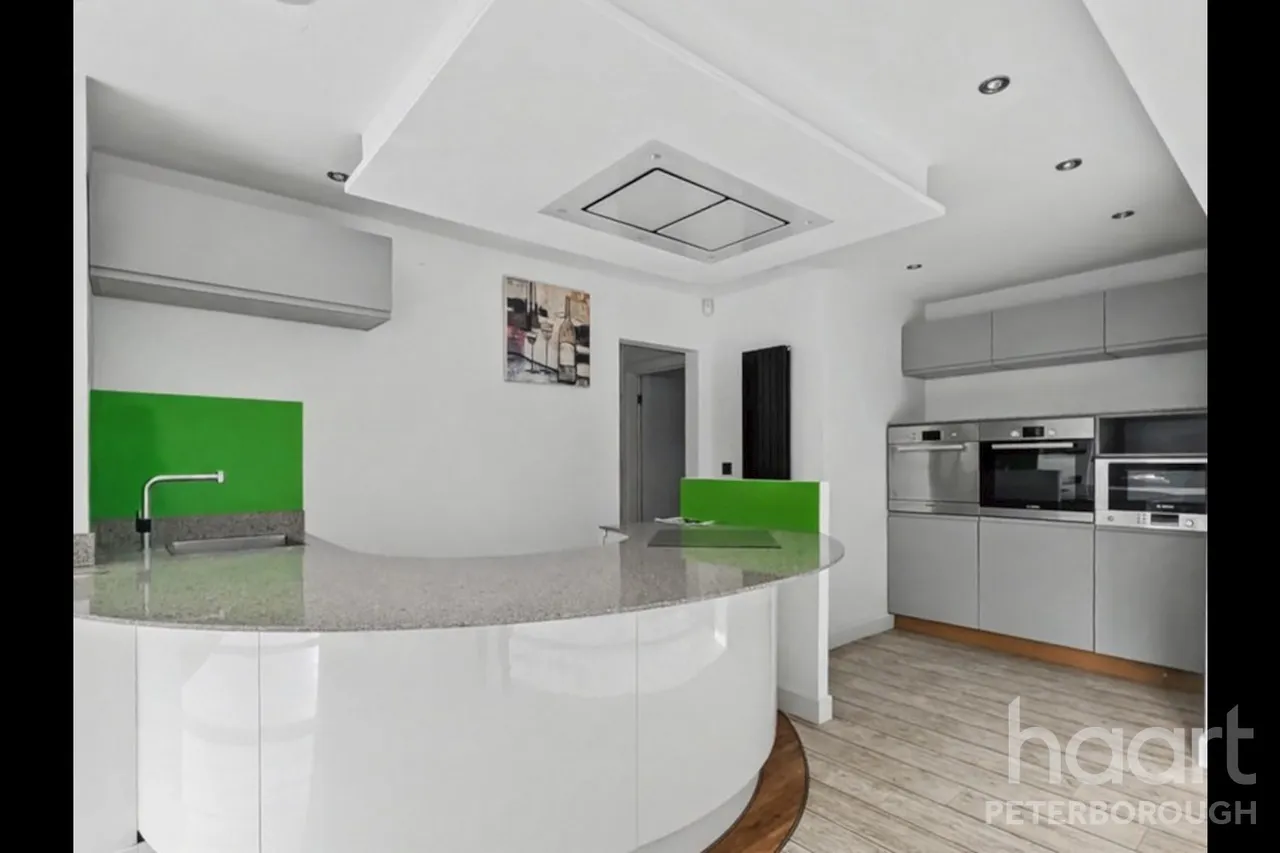 Station Drive, PE13, photo 6