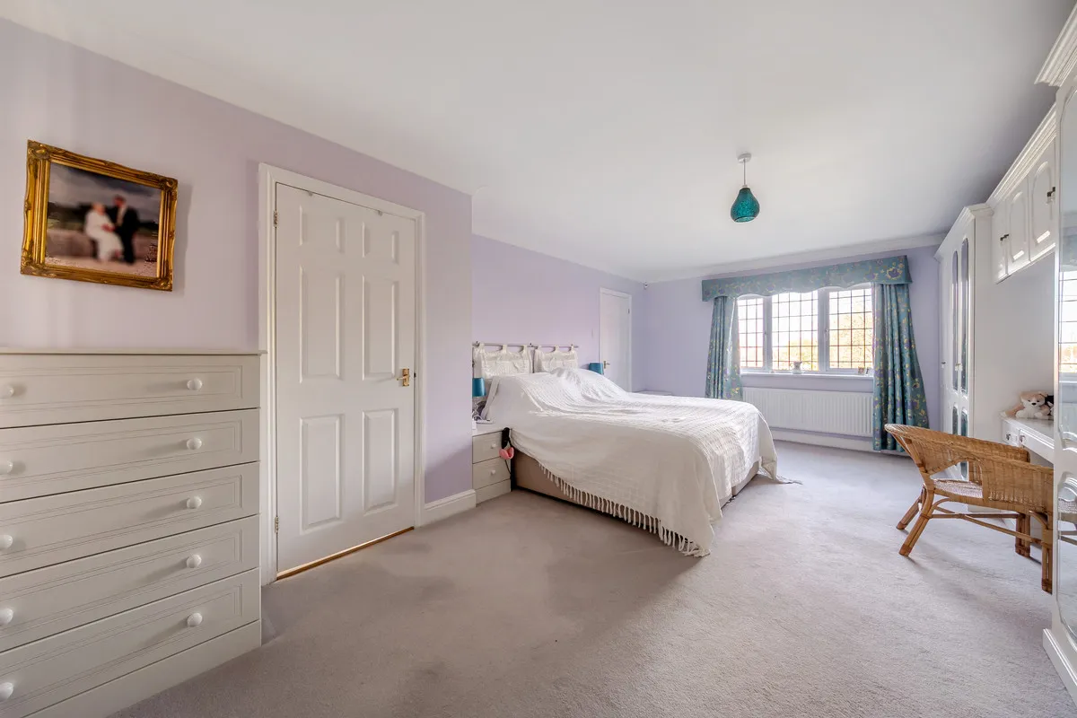 Clacton Road, Clacton-on-Sea, Weeley, CO16 9DN, photo 7