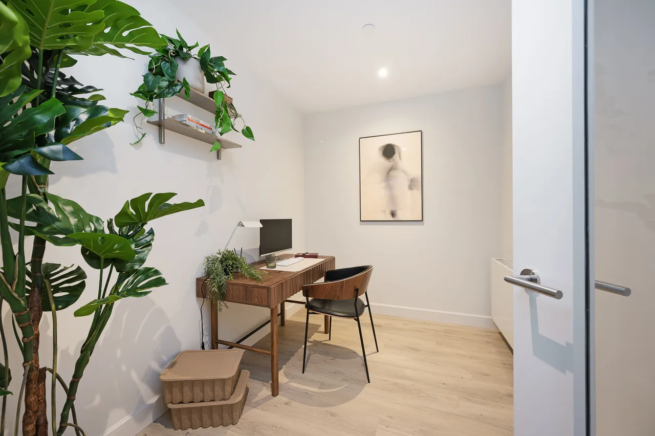 535 Freans House, Biscuit Walk, London, photo 10
