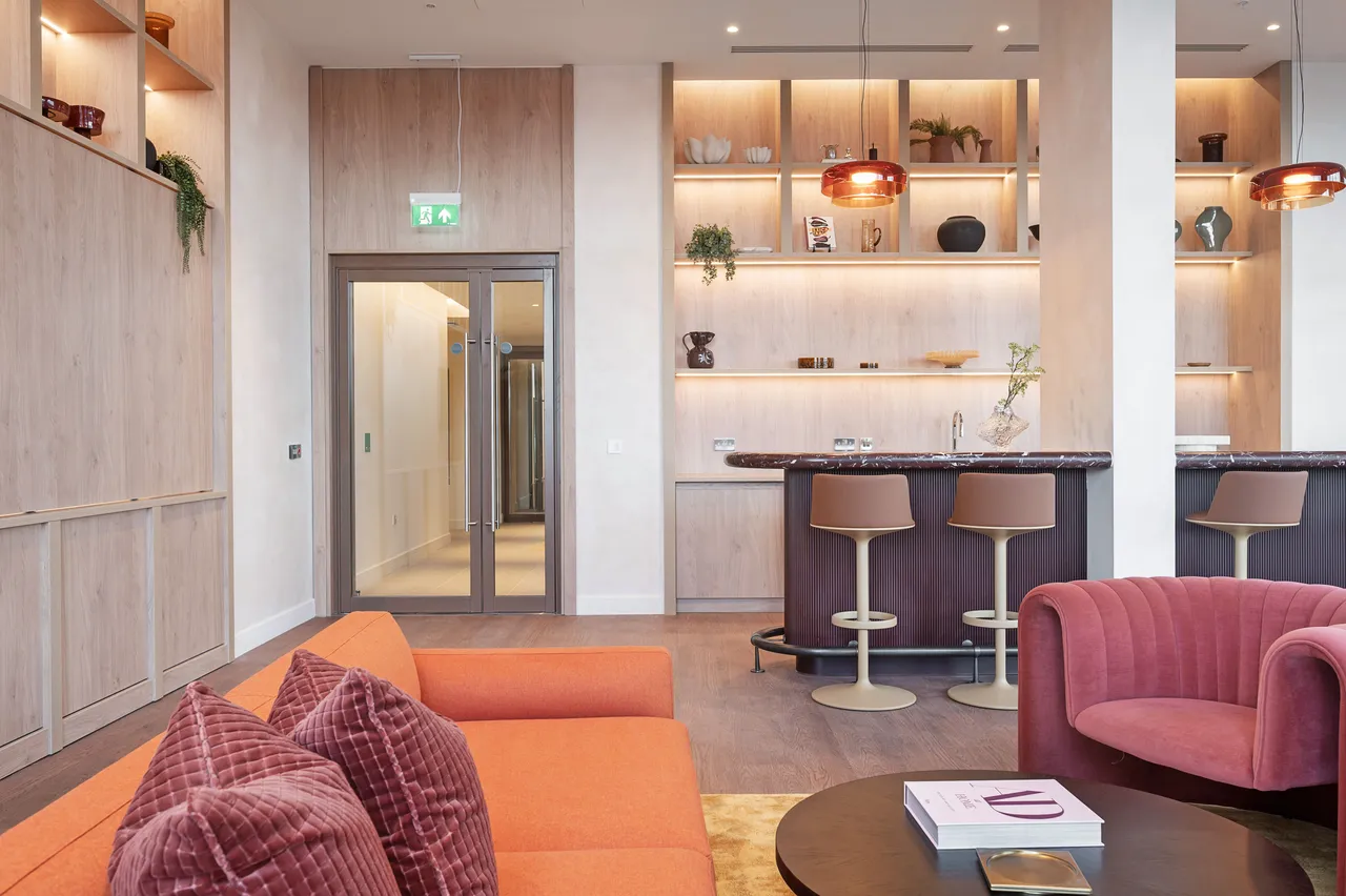 535 Freans House, Biscuit Walk, London, photo 23