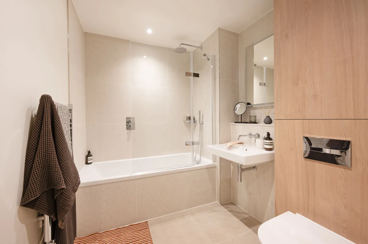535 Freans House, Biscuit Walk, London, photo 11