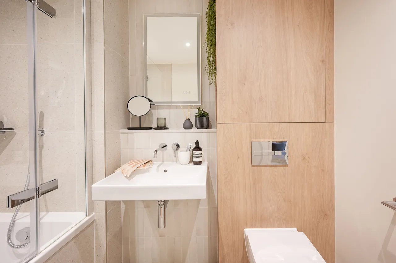 535 Freans House, Biscuit Walk, London, photo 8