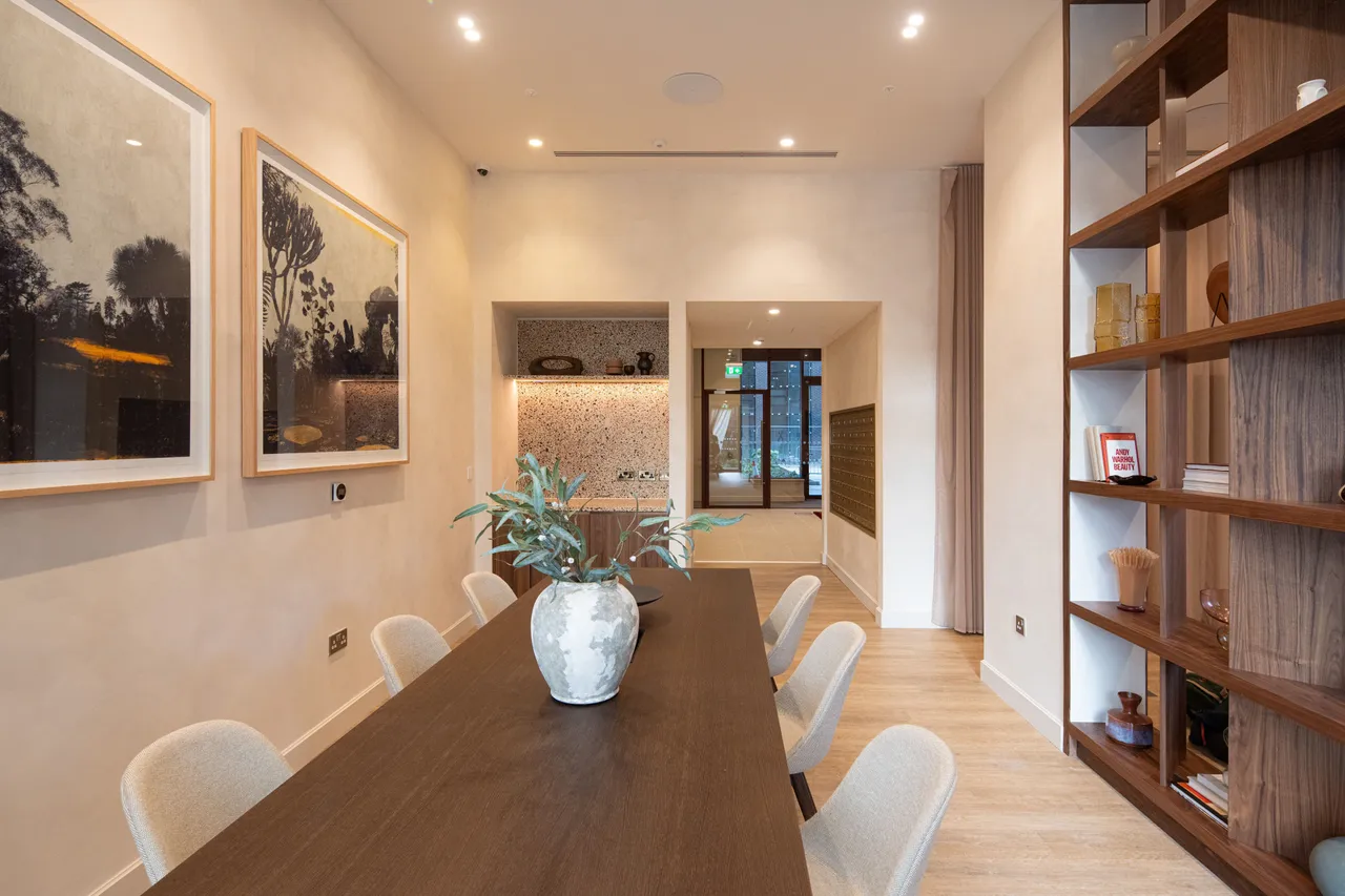 535 Freans House, Biscuit Walk, London, photo 15