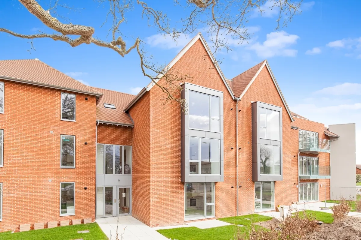 2 bed flat to rent, Denchworth Road, Grove, OX12