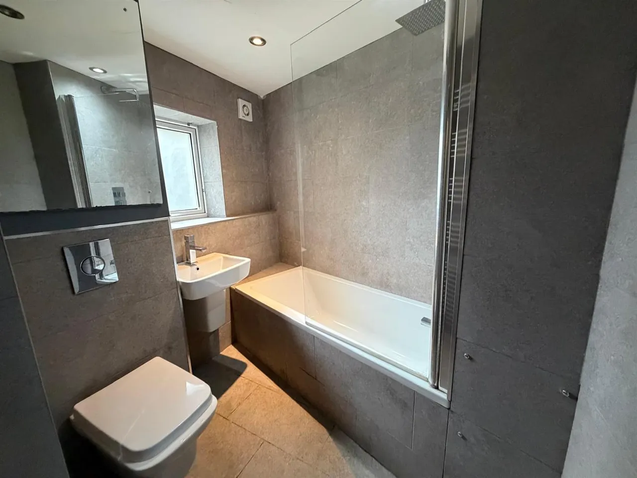 Otley Road, East Morton, BD20, photo 10