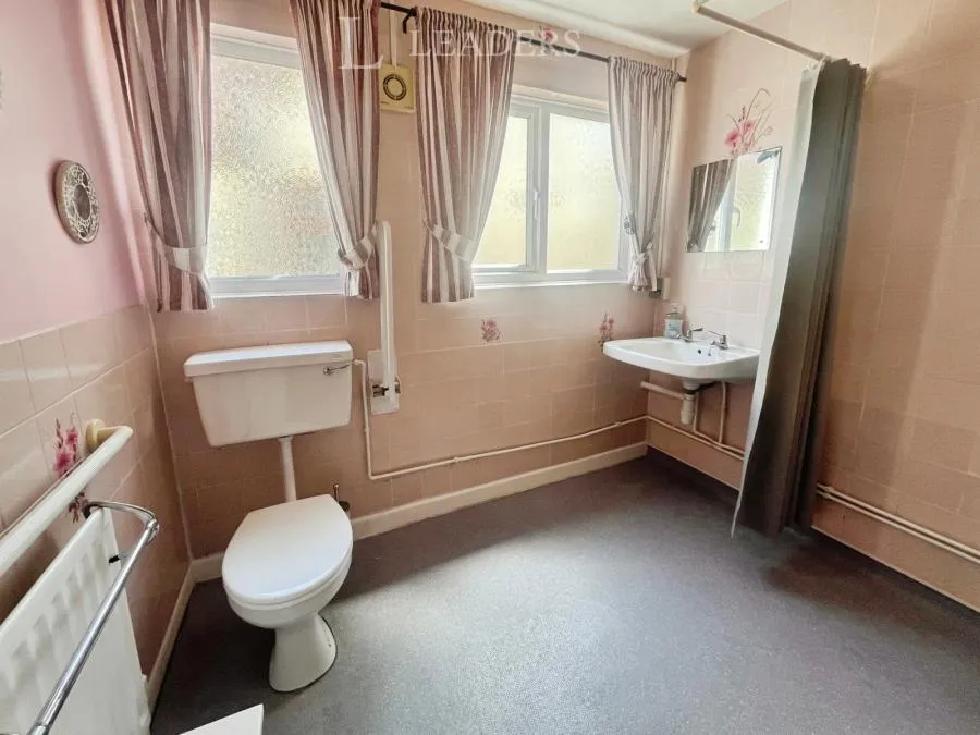 West Haye Road, Hayling Island, PO11, photo 11