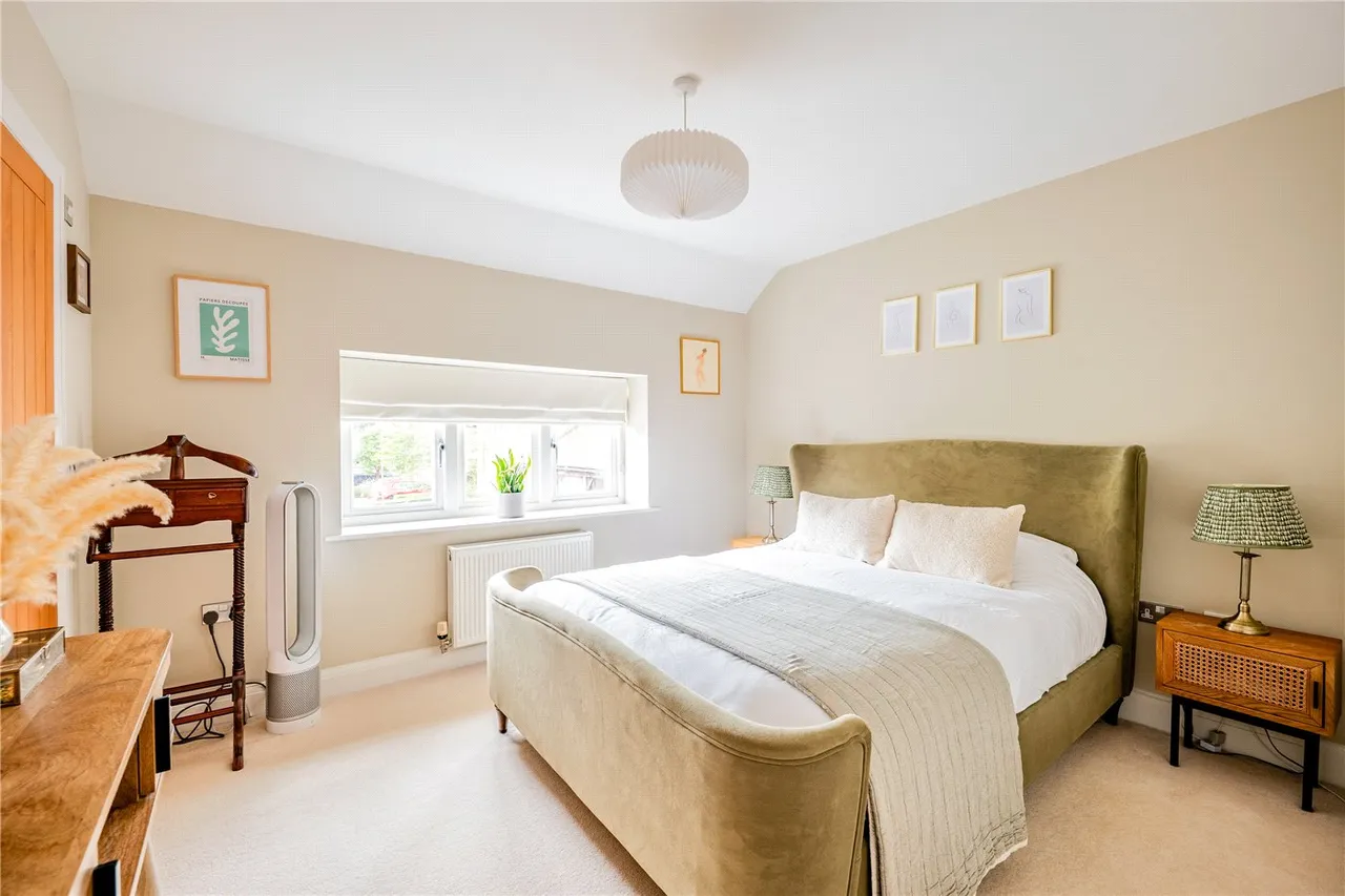 8 The Old Barnyard, Pewsey Road, Rushall, Wiltshire, SN9, photo 8