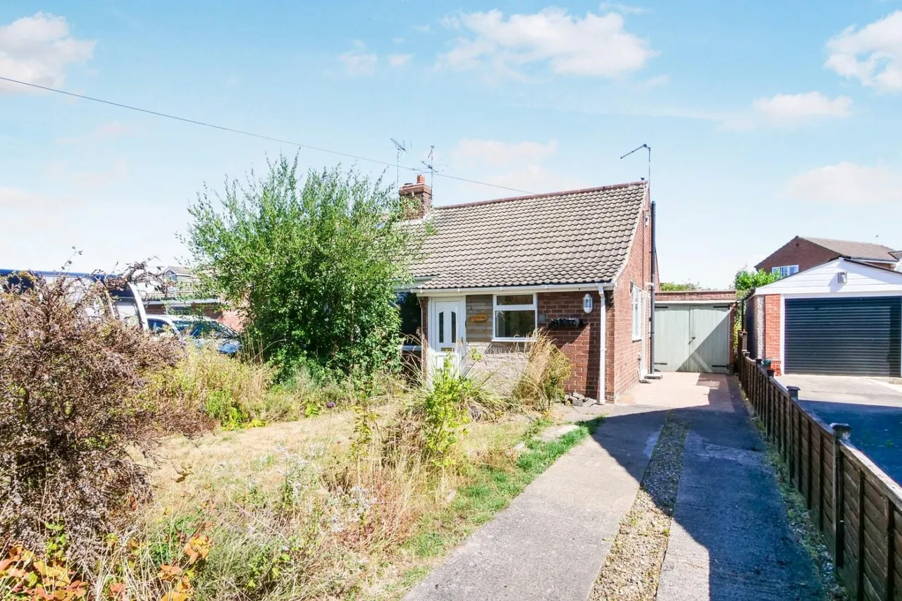 3 bed house for sale — Grasmere Grove, York