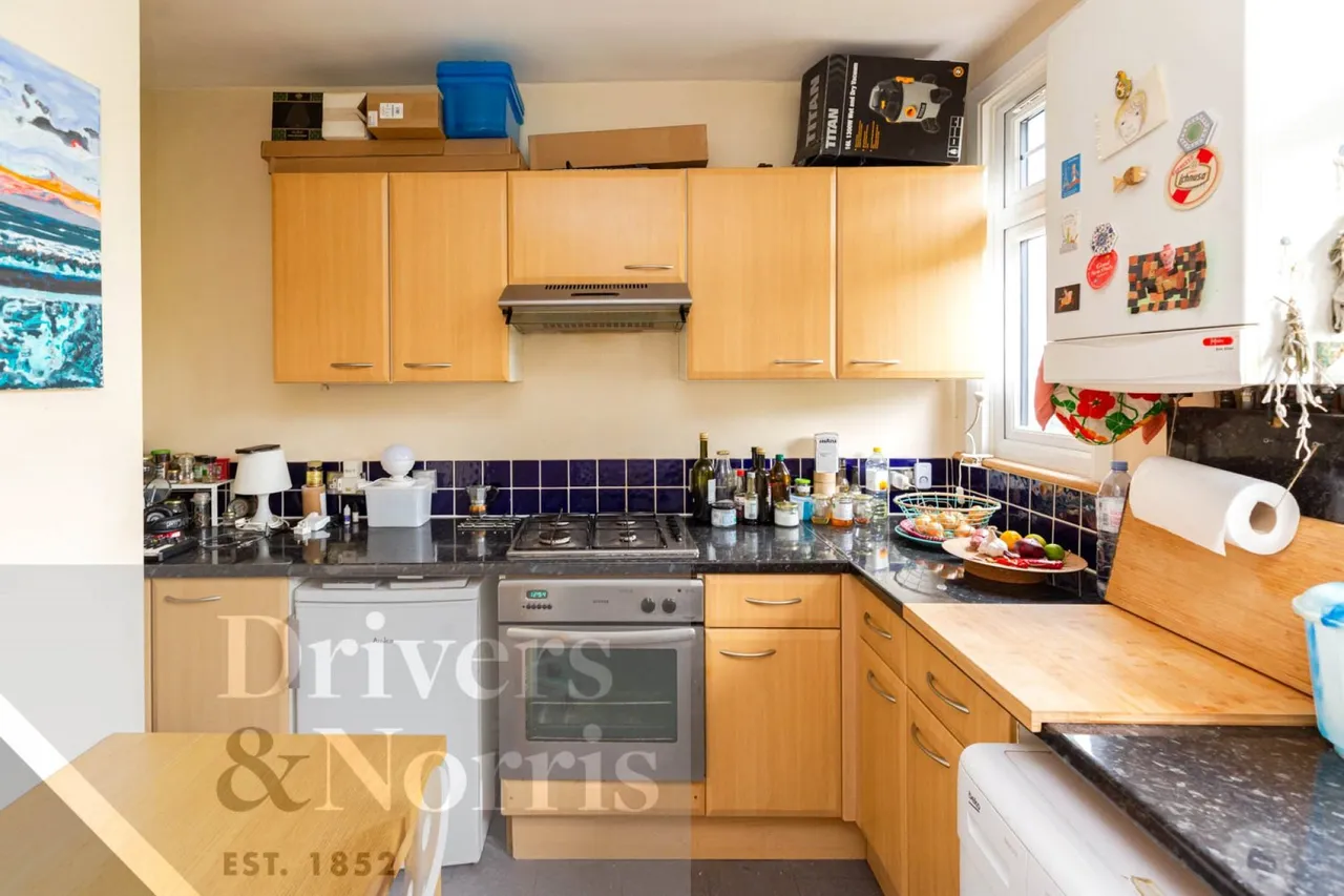 Warlters Close, Holloway, N7, photo 3
