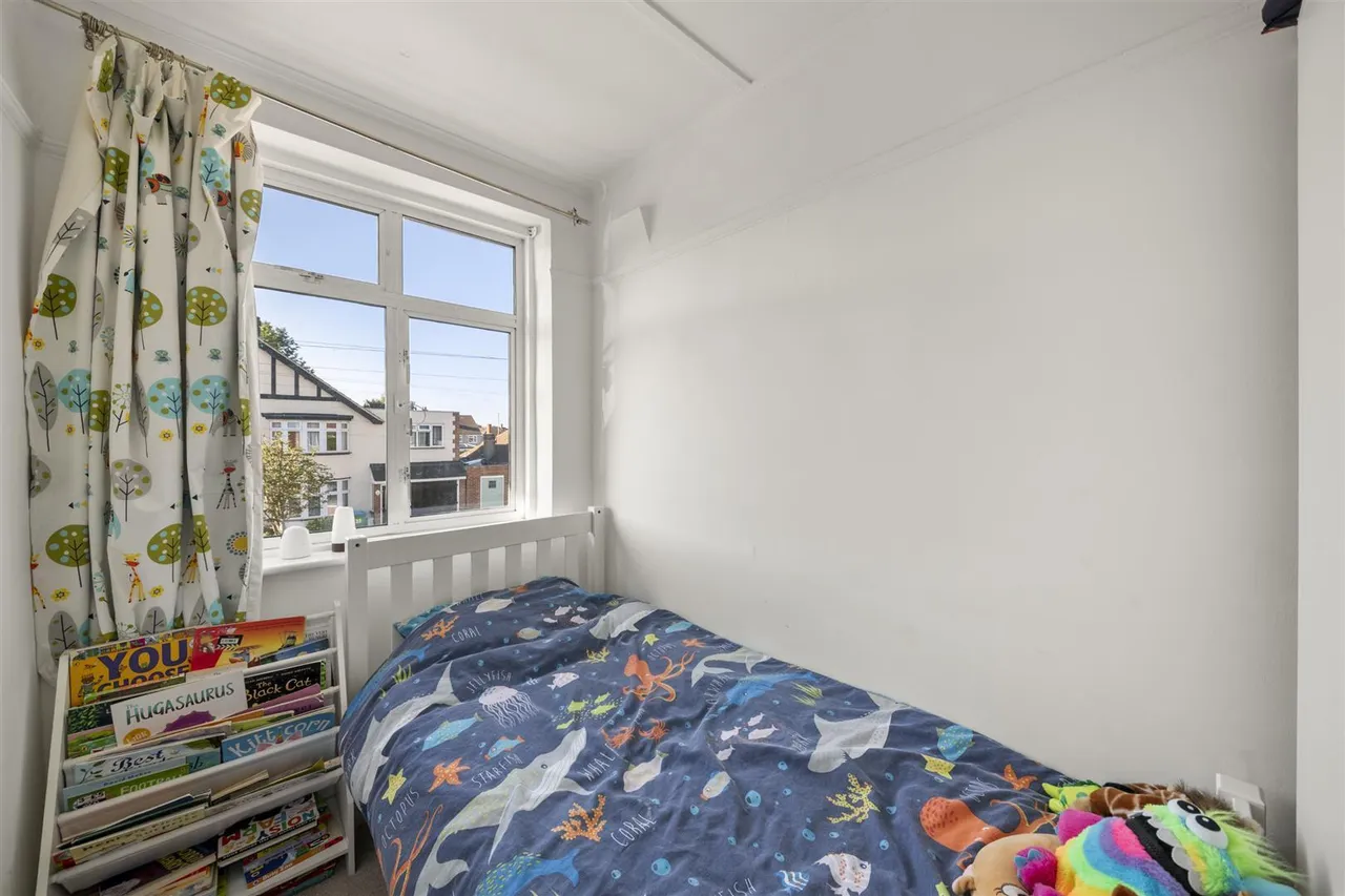 Waverley Avenue, Whitton, photo 7