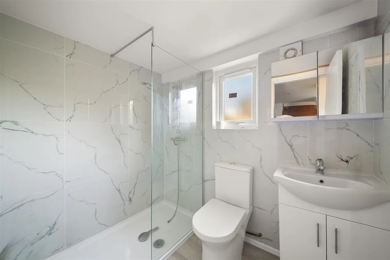 Waverley Avenue, Whitton, photo 9