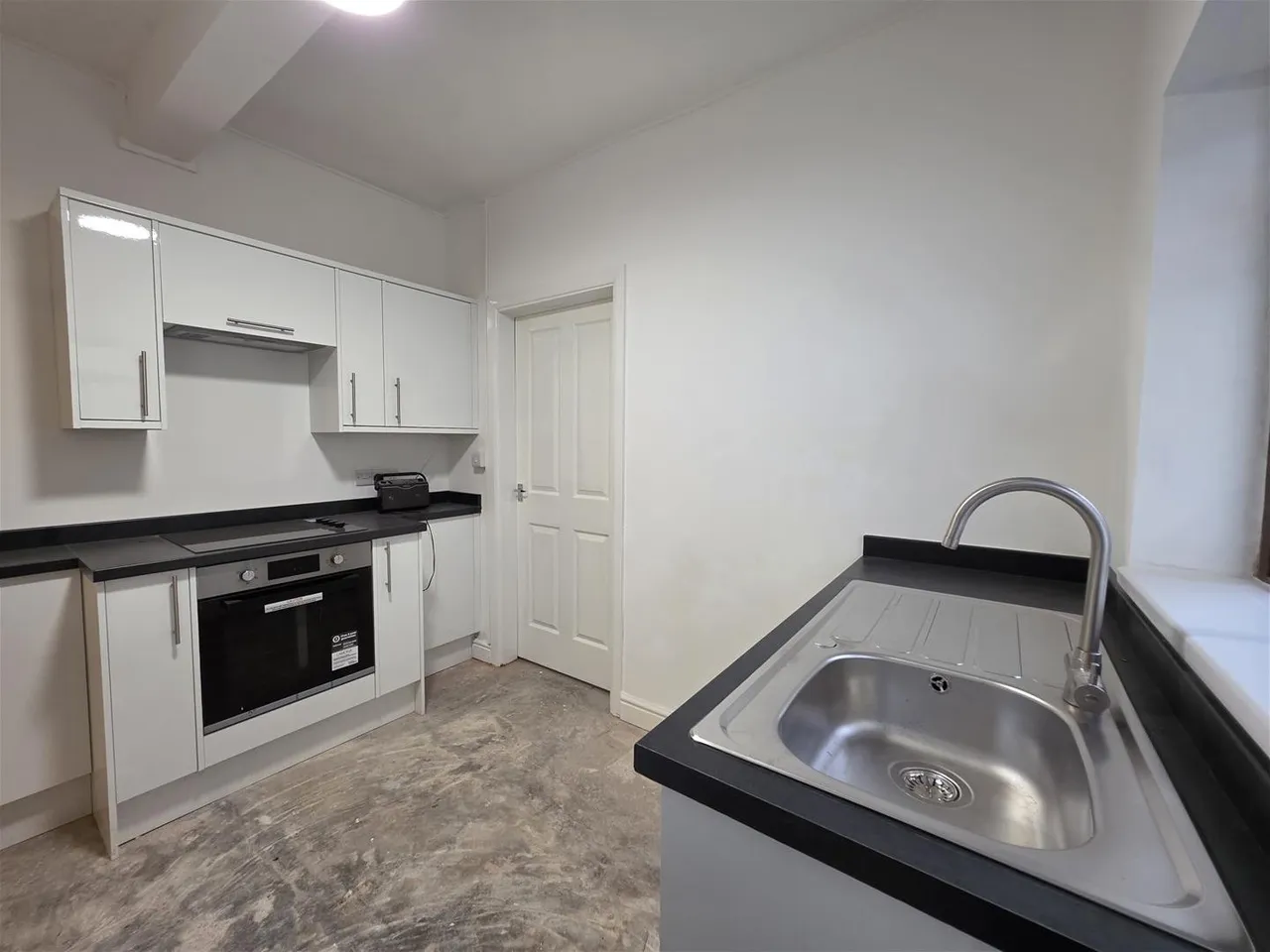 West Street, Scarborough YO11 2QR, photo 5