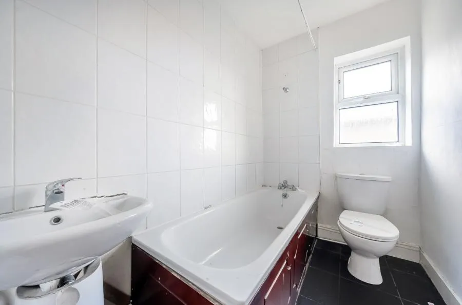 Cottenham Road, London, E17, photo 9
