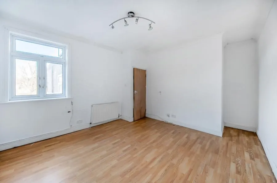Cottenham Road, London, E17, photo 4