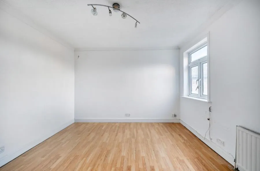 Cottenham Road, London, E17, photo 8