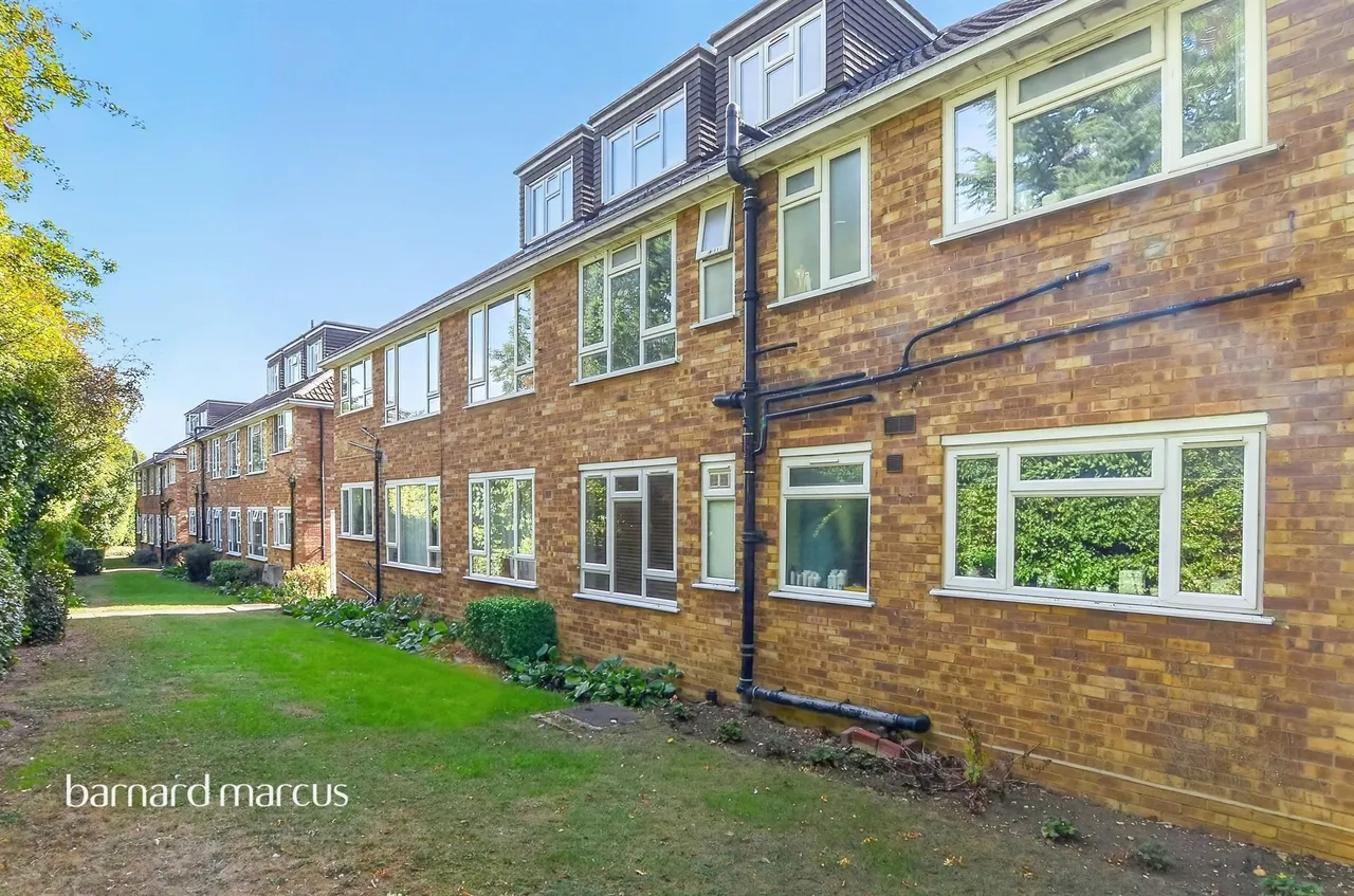 Fairfield Close, London, N12, photo 9