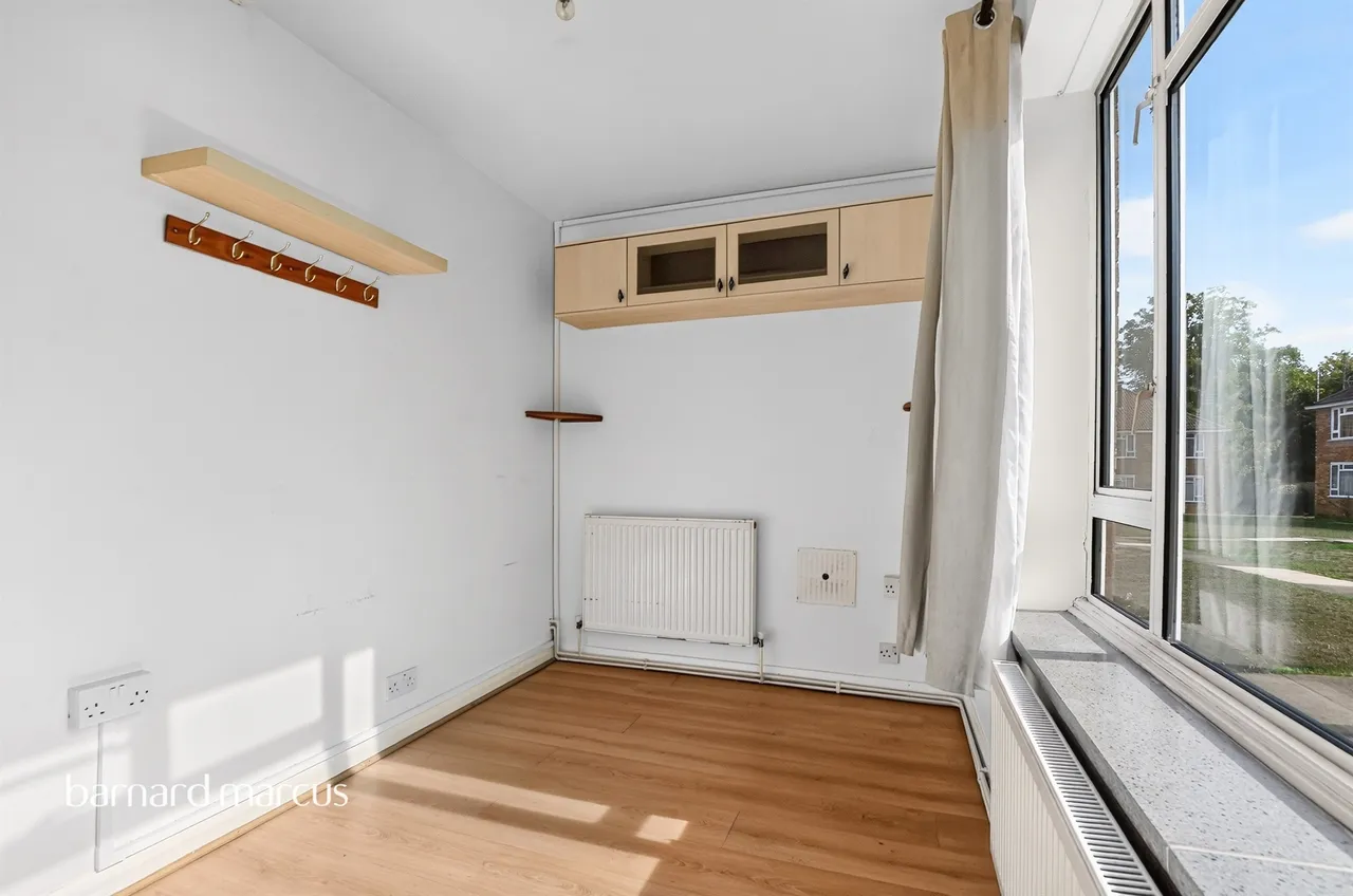 Fairfield Close, London, N12, photo 10