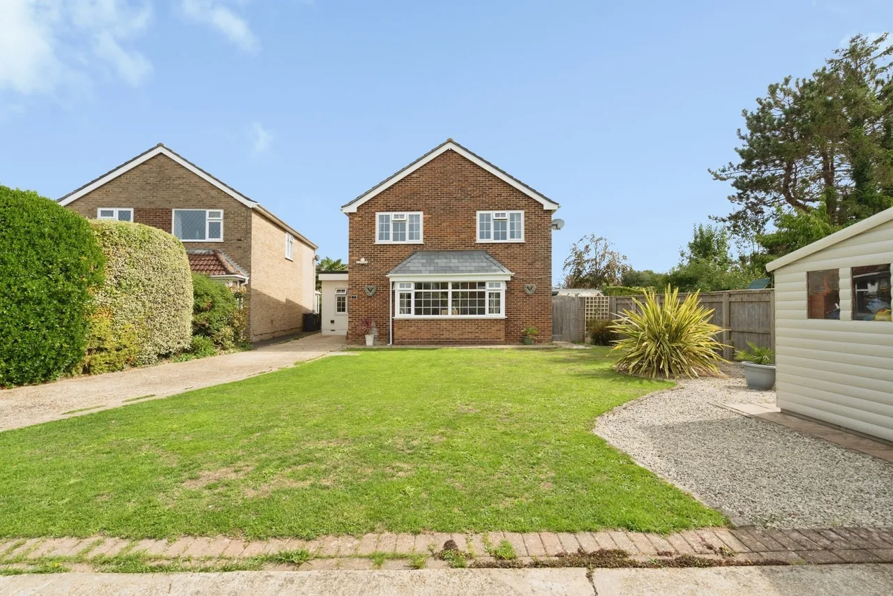 Dover Court, Hayling Island, PO11, photo 20