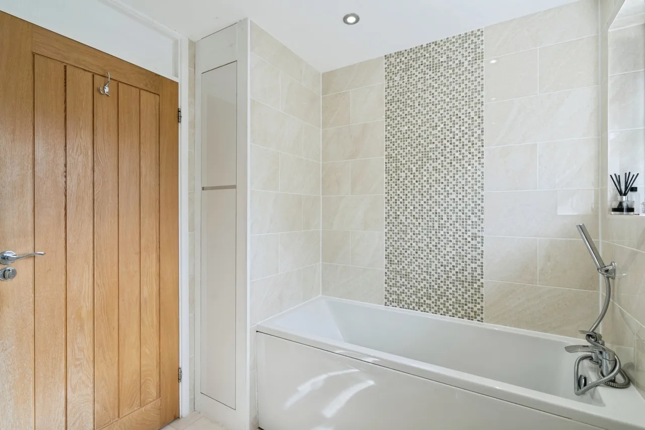 Dover Court, Hayling Island, PO11, photo 16