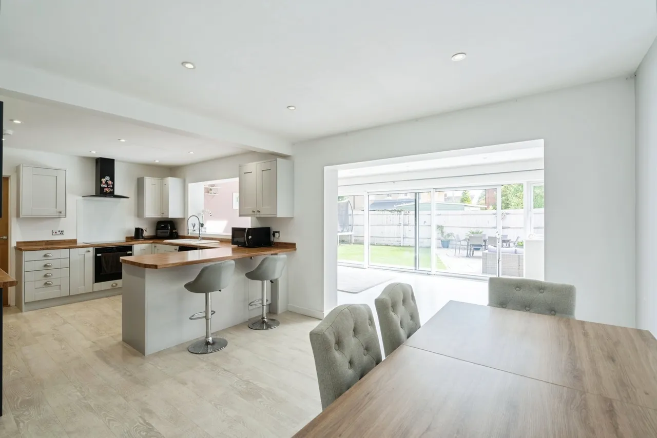 Dover Court, Hayling Island, PO11, photo 7