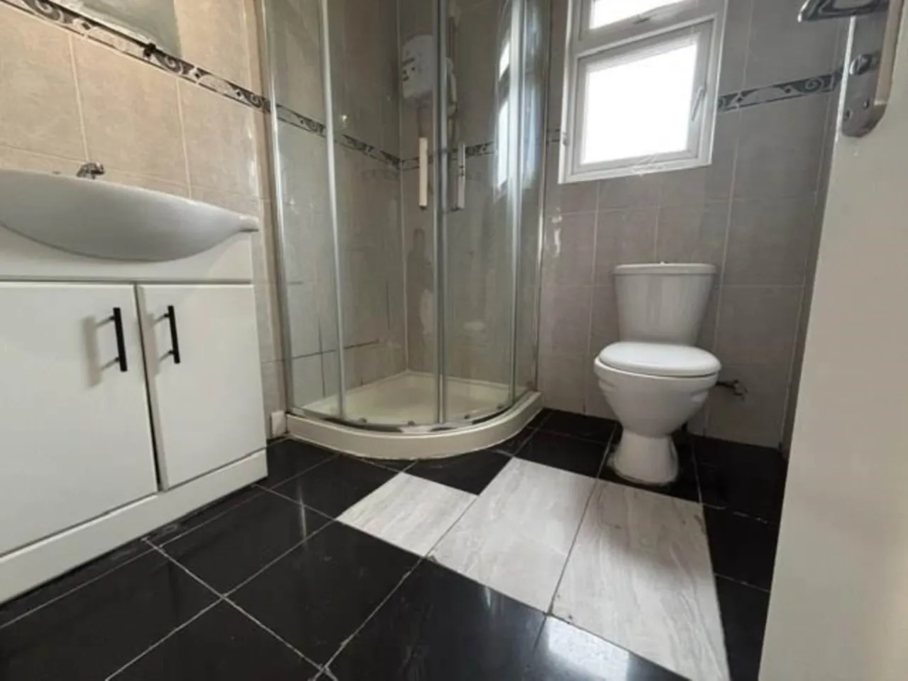 Tallack Road, Leyton, E10, photo 12