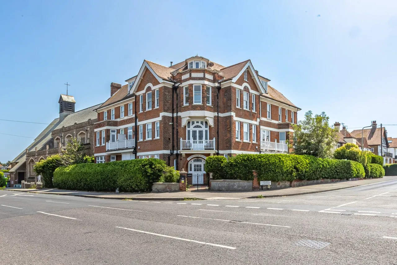 1 bed flat for sale, Eastern Esplanade, Margate, CT9