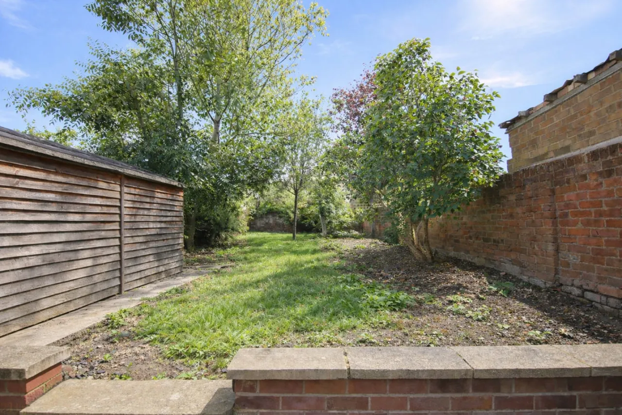 Alexandra Road, Bedford, photo 8