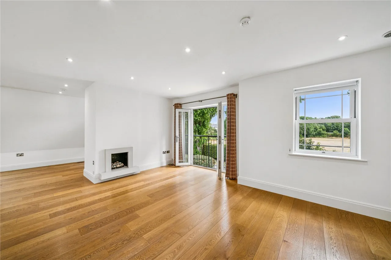 Barker Close, Kew, TW9, photo 7