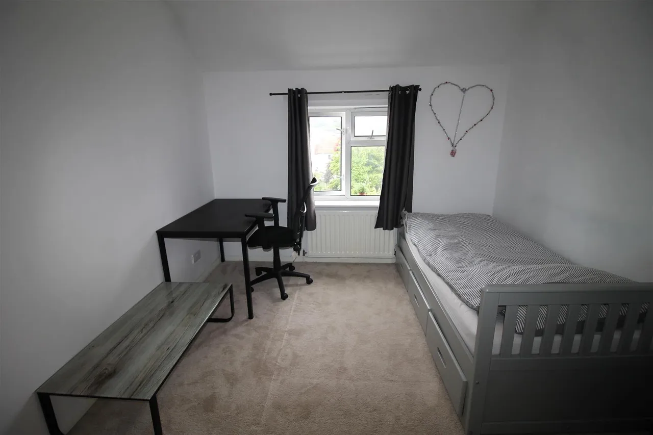 High Wycombe, Not specified, HP11 2JL, photo 8