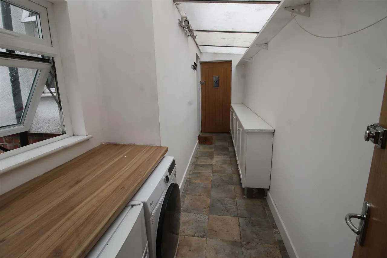 High Wycombe, Not specified, HP11 2JL, photo 6