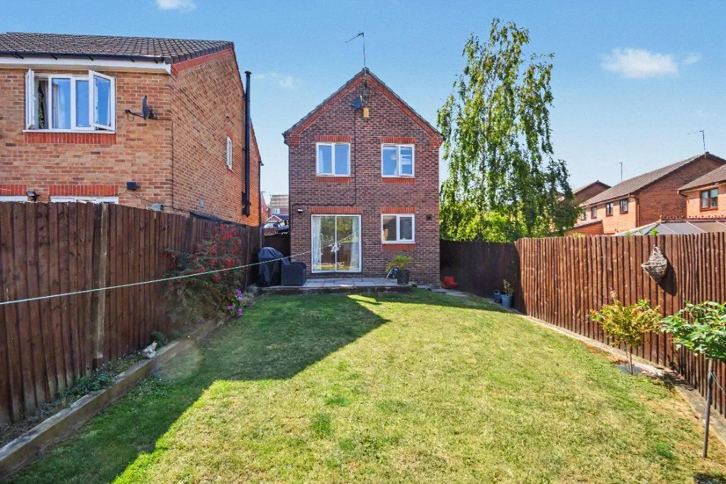 Laithes Court, Wakefield, WF2, photo 14