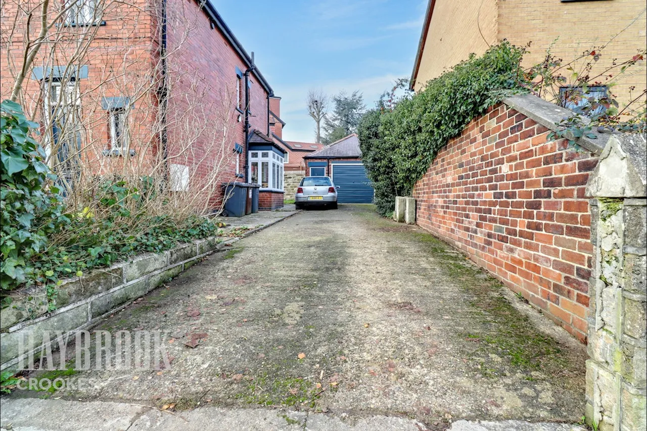 Endcliffe Glen Road, Sheffield, photo 16