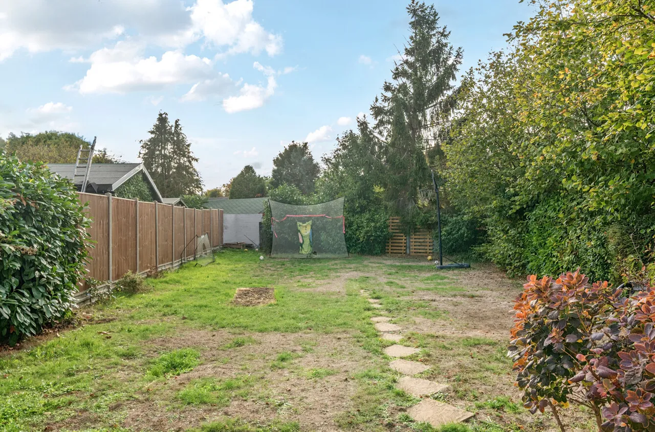 Whitemore Road, Guildford, GU1, photo 18