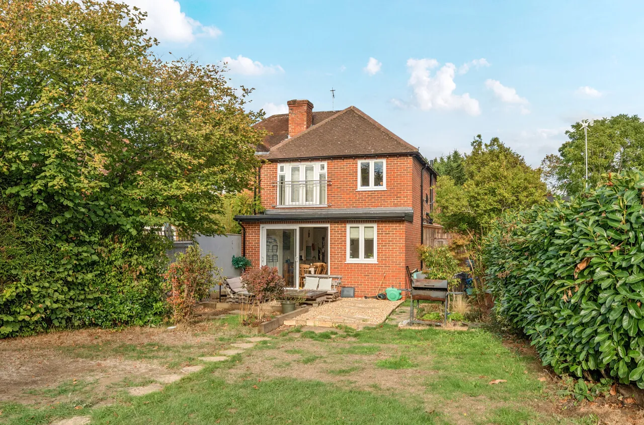 Whitemore Road, Guildford, GU1, photo 19