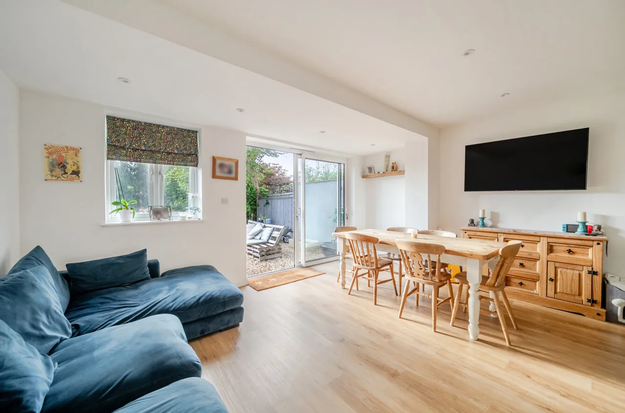 Whitemore Road, Guildford, GU1, photo 14