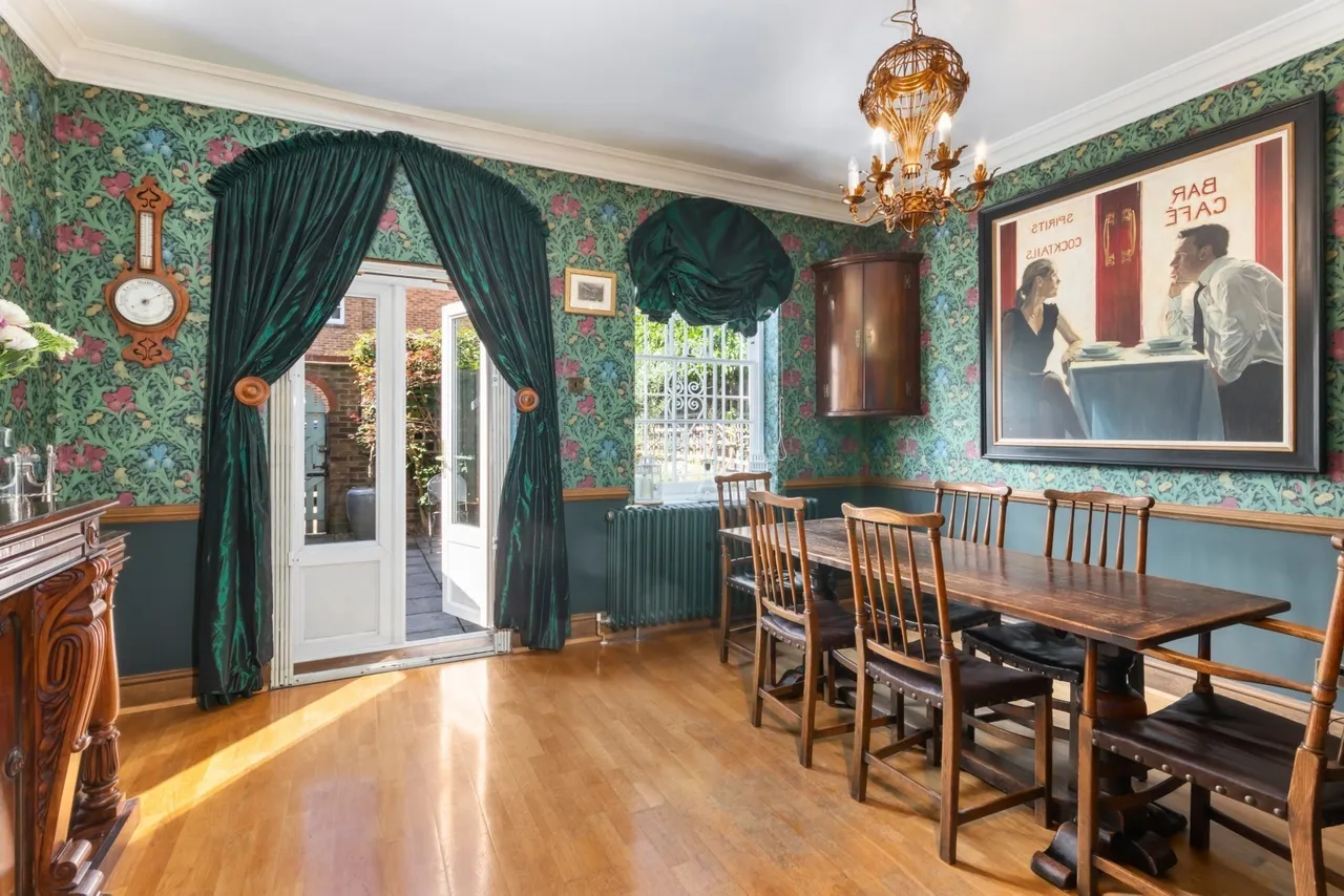 Black Lion Lane, London, W6, photo 5