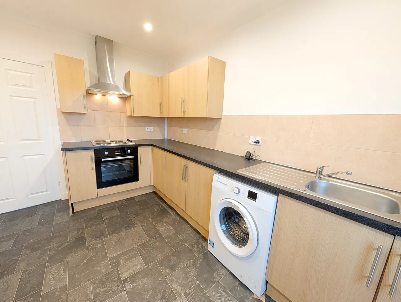 Carmuirs Street, Camelon, Falkirk, FK1, photo 3