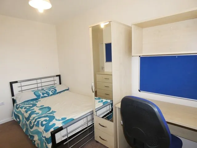 Newland Park Drive, York, YO10, photo 12