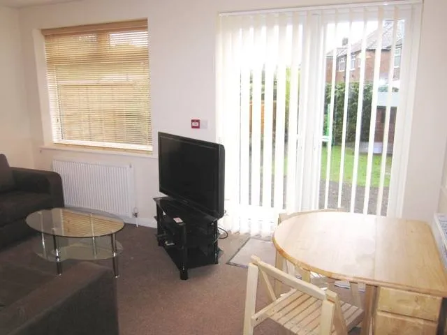 Newland Park Drive, York, YO10, photo 4
