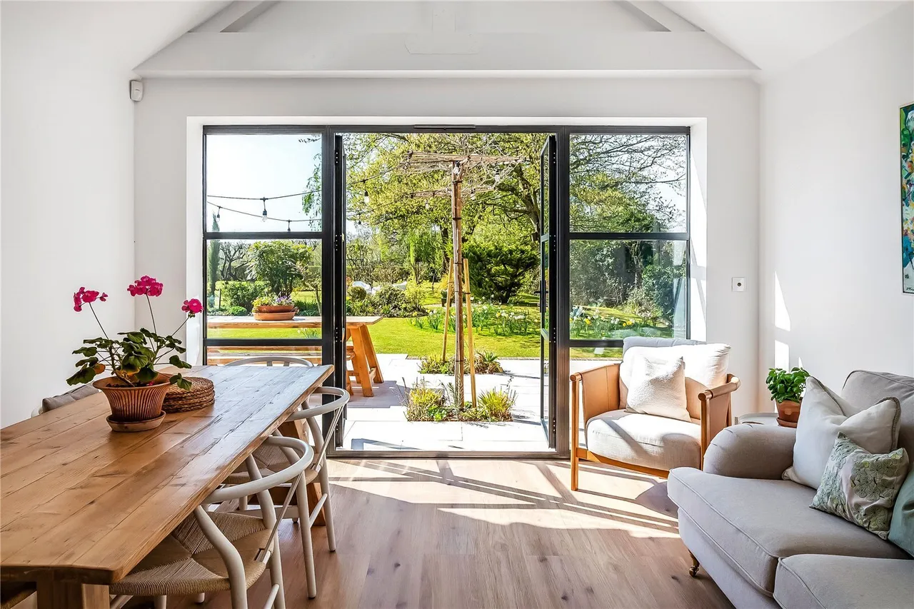 Bowerland Lane, Crowhurst, RH7, photo 4